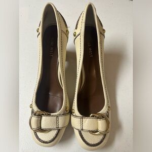 Nine‎ West adorable block heeled shoes size 9.5 cream color. EUC